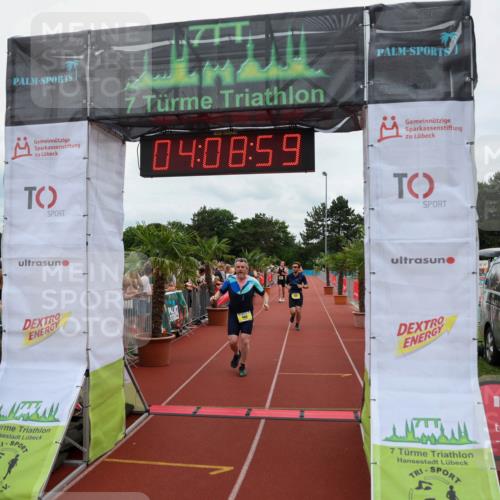 15.06.2025 - 7 Türme Triathlon Michael Strokosch http://msf.ph/oto/7975069 15.06.2025 14:08:58 Ziel 583, 717, 860, 953 meine-sportfotos.de