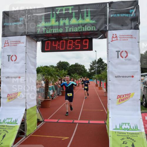 15.06.2025 - 7 Türme Triathlon Michael Strokosch http://msf.ph/oto/7975072 15.06.2025 14:08:59 Ziel 583, 717, 860, 953 meine-sportfotos.de