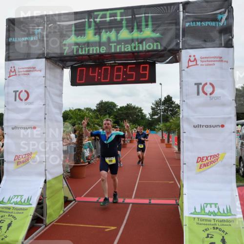 15.06.2025 - 7 Türme Triathlon Michael Strokosch http://msf.ph/oto/7975079 15.06.2025 14:08:59 Ziel 583, 717, 860, 953 meine-sportfotos.de