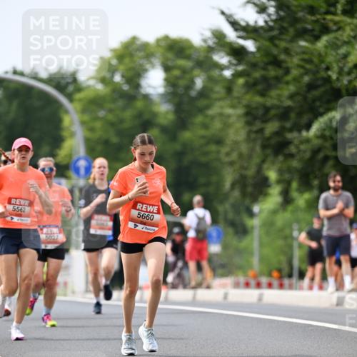 15.06.2025 - REWE Women's Run Dr. Thomas Lammeyer http://msf.ph/oto/7975096 15.06.2025 10:40:28 Laufen 5562, 5027 meine-sportfotos.de