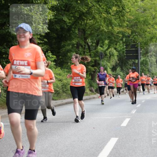15.06.2025 - REWE Women's Run Jannik Wohlers http://msf.ph/oto/7975107 15.06.2025 10:09:56 Laufen 5477, 5116, 5639 meine-sportfotos.de