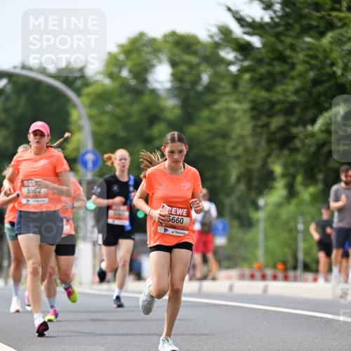 15.06.2025 - REWE Women's Run Dr. Thomas Lammeyer http://msf.ph/oto/7975112 15.06.2025 10:40:29 Laufen 5660 meine-sportfotos.de