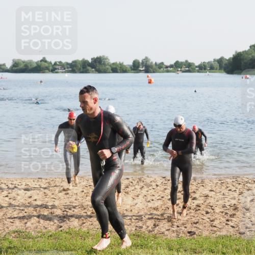 21.06.2025 - 27. Vierlanden-Triathlon MichiJ http://msf.ph/oto/7975213 15.06.2026 08:41:10 Schwimmen 22, 99, 109, 111, 129, 138, 147, 176 meine-sportfotos.de
