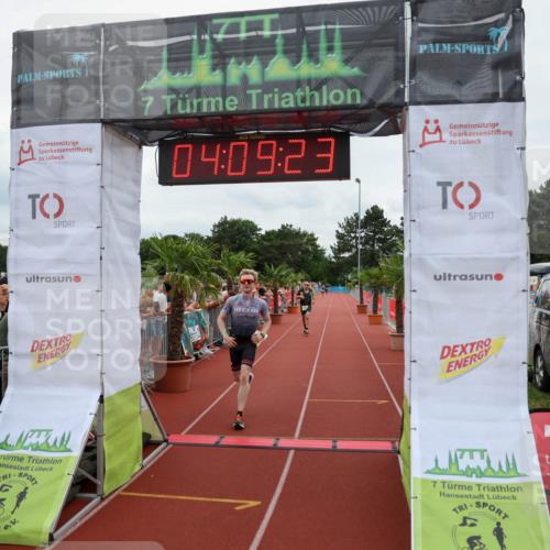15.06.2025 - 7 Türme Triathlon Michael Strokosch http://msf.ph/oto/7975245 15.06.2025 14:09:23 Ziel 782, 797, 910 meine-sportfotos.de