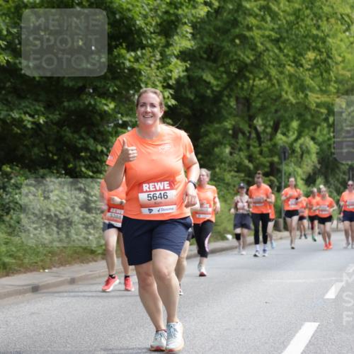 15.06.2025 - REWE Women's Run Jannik Wohlers http://msf.ph/oto/7975267 15.06.2025 10:10:06 Laufen 5388, 5646, 1602 meine-sportfotos.de