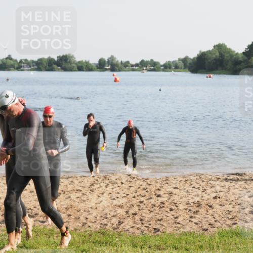 21.06.2025 - 27. Vierlanden-Triathlon MichiJ http://msf.ph/oto/7975268 15.06.2026 08:41:12 Schwimmen 22, 99, 109, 111, 129, 138, 147, 176 meine-sportfotos.de