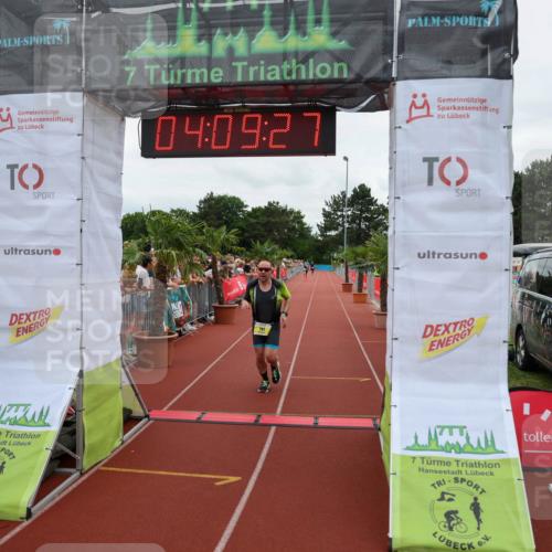 15.06.2025 - 7 Türme Triathlon Michael Strokosch http://msf.ph/oto/7975282 15.06.2025 14:09:26 Ziel 797, 910 meine-sportfotos.de
