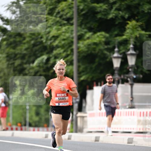 15.06.2025 - REWE Women's Run Dr. Thomas Lammeyer http://msf.ph/oto/7975316 15.06.2025 10:40:41 Laufen 5685 meine-sportfotos.de