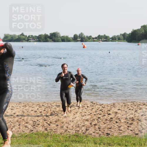 21.06.2025 - 27. Vierlanden-Triathlon MichiJ http://msf.ph/oto/7975319 15.06.2026 08:41:15 Schwimmen 22, 109, 111, 129, 138, 147, 176 meine-sportfotos.de