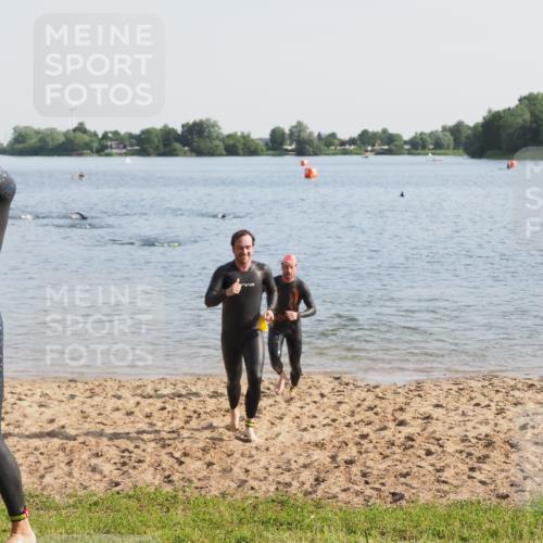 21.06.2025 - 27. Vierlanden-Triathlon MichiJ http://msf.ph/oto/7975330 15.06.2026 08:41:15 Schwimmen 22, 109, 111, 129, 138, 147, 176 meine-sportfotos.de