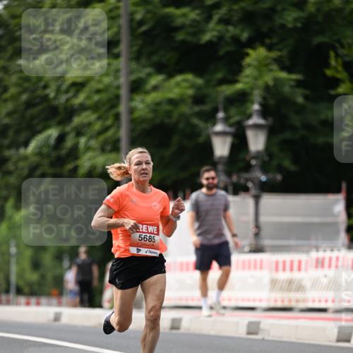 15.06.2025 - REWE Women's Run Dr. Thomas Lammeyer http://msf.ph/oto/7975334 15.06.2025 10:40:41 Laufen 5685 meine-sportfotos.de