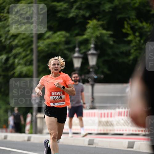 15.06.2025 - REWE Women's Run Dr. Thomas Lammeyer http://msf.ph/oto/7975347 15.06.2025 10:40:42 Laufen 5685 meine-sportfotos.de