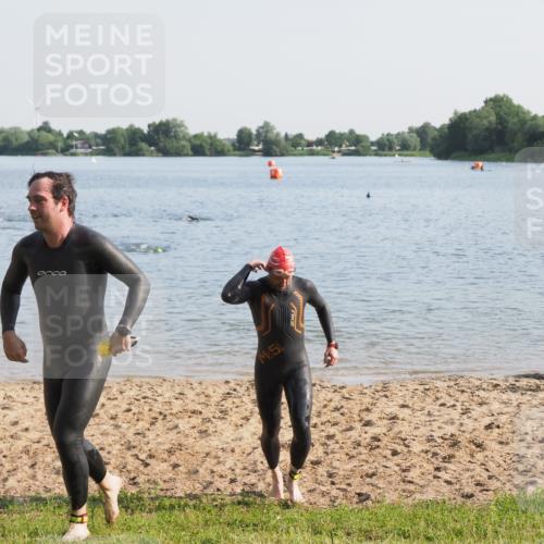 21.06.2025 - 27. Vierlanden-Triathlon MichiJ http://msf.ph/oto/7975372 15.06.2026 08:41:18 Schwimmen 22, 109, 111, 138, 176 meine-sportfotos.de