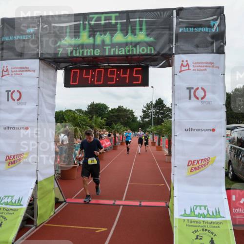 15.06.2025 - 7 Türme Triathlon Michael Strokosch http://msf.ph/oto/7975376 15.06.2025 14:09:44 Ziel 199, 459, 972, 1007 meine-sportfotos.de