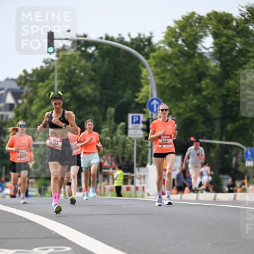 15.06.2025 - REWE Women's Run Dr. Thomas Lammeyer http://msf.ph/oto/7975417 15.06.2025 10:40:49 Laufen 5247 meine-sportfotos.de