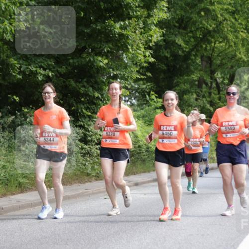 15.06.2025 - REWE Women's Run Jannik Wohlers http://msf.ph/oto/7975452 15.06.2025 10:10:14 Laufen 5084, 5270, 5344, 5450, 5553, 5265, 5146, 5224, 5223 meine-sportfotos.de