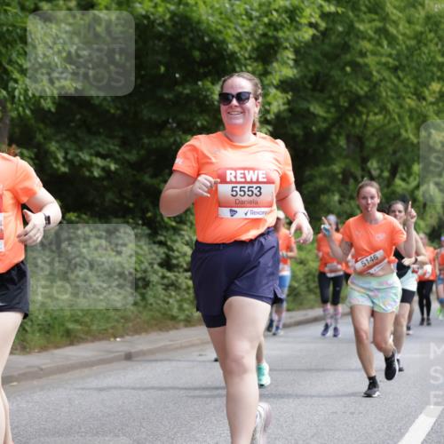 15.06.2025 - REWE Women's Run Jannik Wohlers http://msf.ph/oto/7975541 15.06.2025 10:10:17 Laufen 70, 5450, 5553, 5146 meine-sportfotos.de