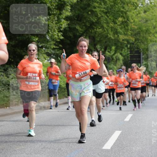 15.06.2025 - REWE Women's Run Jannik Wohlers http://msf.ph/oto/7975559 15.06.2025 10:10:18 Laufen 5553, 65, 5146 meine-sportfotos.de