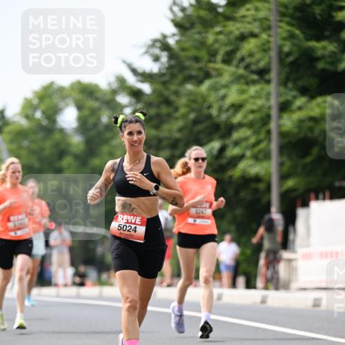 15.06.2025 - REWE Women's Run Dr. Thomas Lammeyer http://msf.ph/oto/7975570 15.06.2025 10:40:53 Laufen 5024, 5247 meine-sportfotos.de