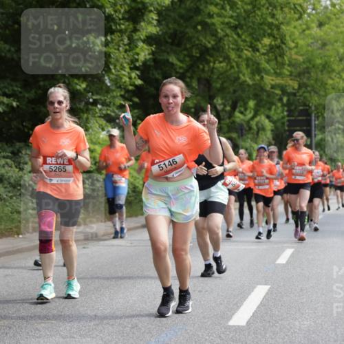 15.06.2025 - REWE Women's Run Jannik Wohlers http://msf.ph/oto/7975571 15.06.2025 10:10:18 Laufen 5265, 5146, 3224, 5223 meine-sportfotos.de