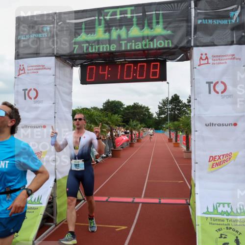 15.06.2025 - 7 Türme Triathlon Michael Strokosch http://msf.ph/oto/7975584 15.06.2025 14:10:08 Ziel 392, 921, 1059 meine-sportfotos.de