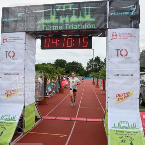 15.06.2025 - 7 Türme Triathlon Michael Strokosch http://msf.ph/oto/7975600 15.06.2025 14:10:14 Ziel 392, 868 meine-sportfotos.de