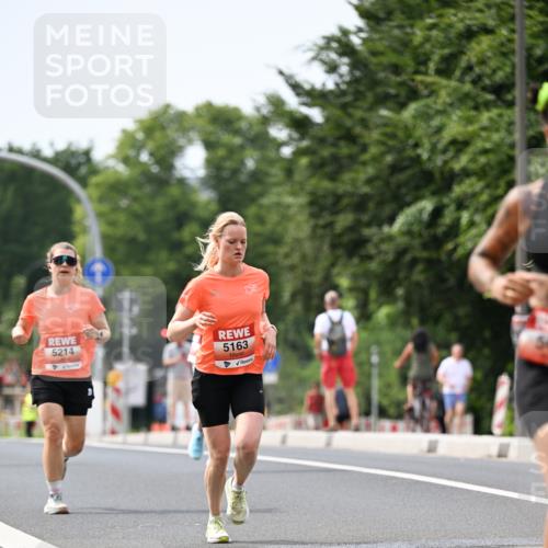 15.06.2025 - REWE Women's Run Dr. Thomas Lammeyer http://msf.ph/oto/7975614 15.06.2025 10:40:54 Laufen 5214, 5163 meine-sportfotos.de