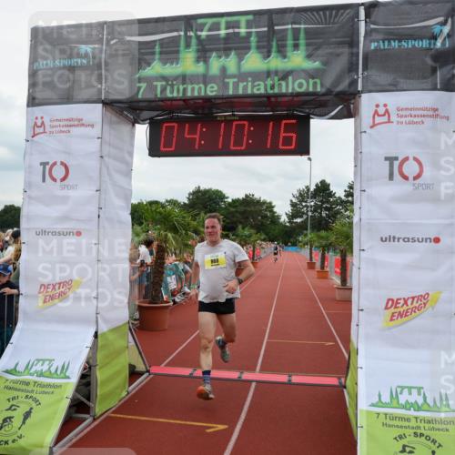 15.06.2025 - 7 Türme Triathlon Michael Strokosch http://msf.ph/oto/7975616 15.06.2025 14:10:15 Ziel 392, 868 meine-sportfotos.de