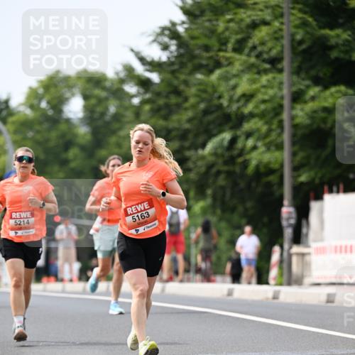15.06.2025 - REWE Women's Run Dr. Thomas Lammeyer http://msf.ph/oto/7975633 15.06.2025 10:40:55 Laufen 5214, 5163 meine-sportfotos.de