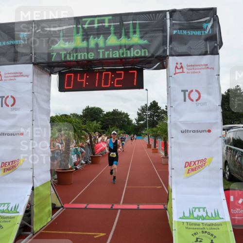 15.06.2025 - 7 Türme Triathlon Michael Strokosch http://msf.ph/oto/7975653 15.06.2025 14:10:26 Ziel 1154 meine-sportfotos.de
