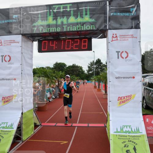 15.06.2025 - 7 Türme Triathlon Michael Strokosch http://msf.ph/oto/7975667 15.06.2025 14:10:27 Ziel 1154 meine-sportfotos.de
