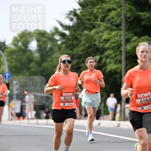 15.06.2025 - REWE Women's Run Dr. Thomas Lammeyer http://msf.ph/oto/7975673 15.06.2025 10:40:57 Laufen 5214, 5163 meine-sportfotos.de