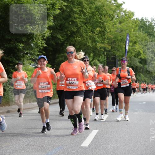 15.06.2025 - REWE Women's Run Jannik Wohlers http://msf.ph/oto/7975687 15.06.2025 10:10:22 Laufen 5285, 5284, 5636, 5224, 5223, 5668, 5028, 5690 meine-sportfotos.de