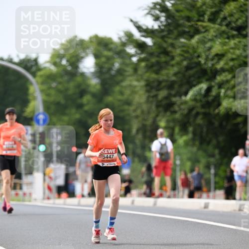 15.06.2025 - REWE Women's Run Dr. Thomas Lammeyer http://msf.ph/oto/7975703 15.06.2025 10:40:58 Laufen 5447 meine-sportfotos.de