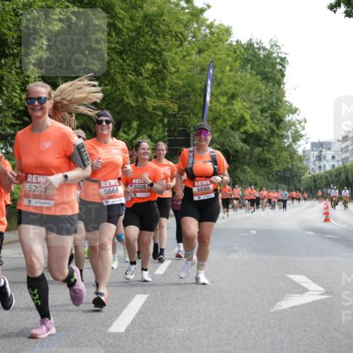 15.06.2025 - REWE Women's Run Jannik Wohlers http://msf.ph/oto/7975709 15.06.2025 10:10:22 Laufen 5636, 5224, 5223, 5668, 5028, 5690 meine-sportfotos.de