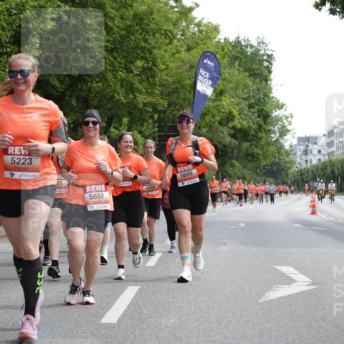 15.06.2025 - REWE Women's Run Jannik Wohlers http://msf.ph/oto/7975727 15.06.2025 10:10:23 Laufen 63, 5224, 517, 5223, 01, 5668, 5260, 5690, 00 meine-sportfotos.de