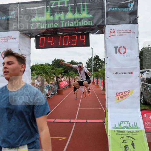 15.06.2025 - 7 Türme Triathlon Michael Strokosch http://msf.ph/oto/7975744 15.06.2025 14:10:34 Ziel 661, 990, 1154, 1184 meine-sportfotos.de