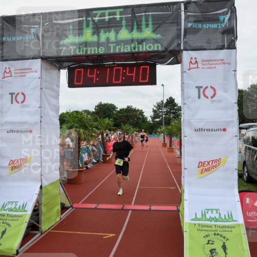 15.06.2025 - 7 Türme Triathlon Michael Strokosch http://msf.ph/oto/7975775 15.06.2025 14:10:40 Ziel 661, 826, 990, 1157, 1184 meine-sportfotos.de