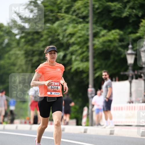 15.06.2025 - REWE Women's Run Dr. Thomas Lammeyer http://msf.ph/oto/7975809 15.06.2025 10:41:02 Laufen 5316 meine-sportfotos.de