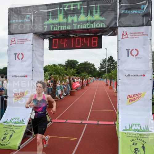 15.06.2025 - 7 Türme Triathlon Michael Strokosch http://msf.ph/oto/7975839 15.06.2025 14:10:47 Ziel 195, 826, 1157 meine-sportfotos.de