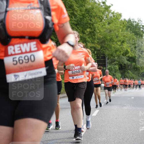 15.06.2025 - REWE Women's Run Jannik Wohlers http://msf.ph/oto/7975869 15.06.2025 10:10:26 Laufen 5690, 5260 meine-sportfotos.de