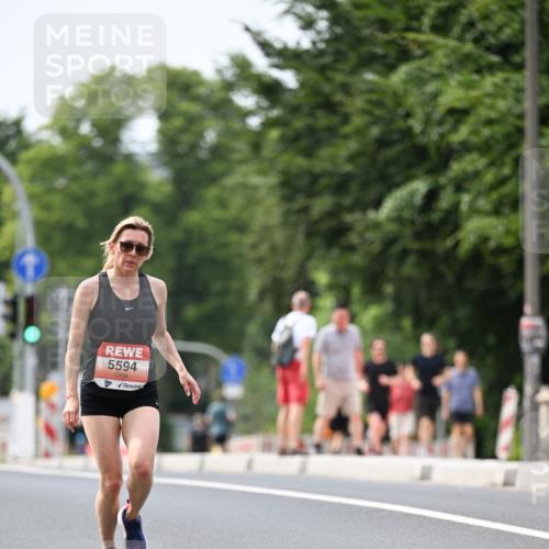 15.06.2025 - REWE Women's Run Dr. Thomas Lammeyer http://msf.ph/oto/7975893 15.06.2025 10:41:08 Laufen 5594 meine-sportfotos.de