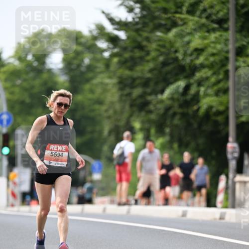 15.06.2025 - REWE Women's Run Dr. Thomas Lammeyer http://msf.ph/oto/7975900 15.06.2025 10:41:09 Laufen 5594 meine-sportfotos.de
