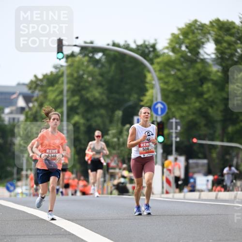 15.06.2025 - REWE Women's Run Dr. Thomas Lammeyer http://msf.ph/oto/7976002 15.06.2025 10:41:19 Laufen 5349, 508 meine-sportfotos.de