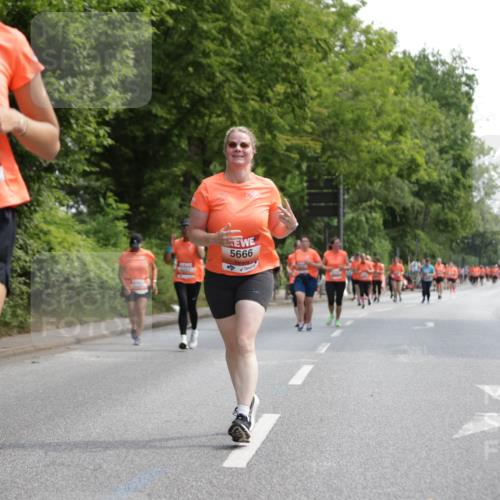 15.06.2025 - REWE Women's Run Jannik Wohlers http://msf.ph/oto/7976059 15.06.2025 10:10:32 Laufen 5189, 3262, 5666 meine-sportfotos.de