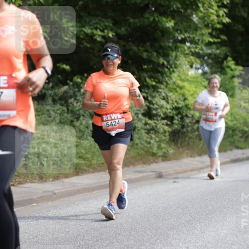 15.06.2025 - REWE Women's Run Jannik Wohlers http://msf.ph/oto/7976139 15.06.2025 10:10:36 Laufen 5257, 5424 meine-sportfotos.de
