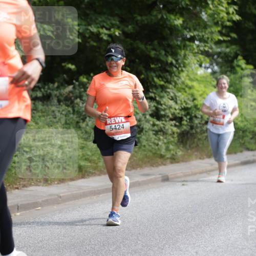 15.06.2025 - REWE Women's Run Jannik Wohlers http://msf.ph/oto/7976140 15.06.2025 10:10:36 Laufen 5257, 5424 meine-sportfotos.de