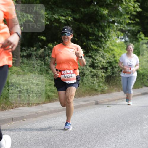 15.06.2025 - REWE Women's Run Jannik Wohlers http://msf.ph/oto/7976144 15.06.2025 10:10:36 Laufen 5257, 5424 meine-sportfotos.de