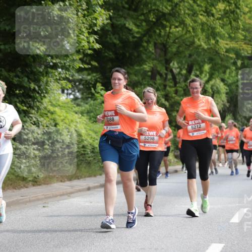 15.06.2025 - REWE Women's Run Jannik Wohlers http://msf.ph/oto/7976157 15.06.2025 10:10:38 Laufen 5080, 5288, 5298, 5212 meine-sportfotos.de