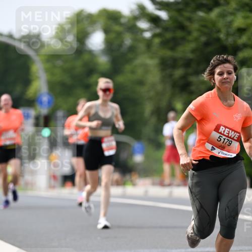 15.06.2025 - REWE Women's Run Dr. Thomas Lammeyer http://msf.ph/oto/7976177 15.06.2025 10:41:28 Laufen 5179 meine-sportfotos.de